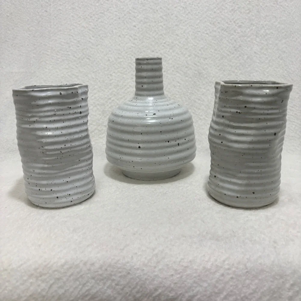 Minimalist Speckled Ceramic Vase Set 3-Piece Organic Wavy Edge Modern Grey Decor